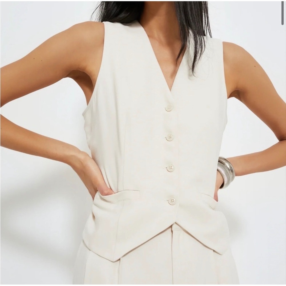 Nwt Tuckernuck Khaki Tan Tailored Button Front Vest Adjustable Cinch Back XL/XXL - Picture 9 of 12